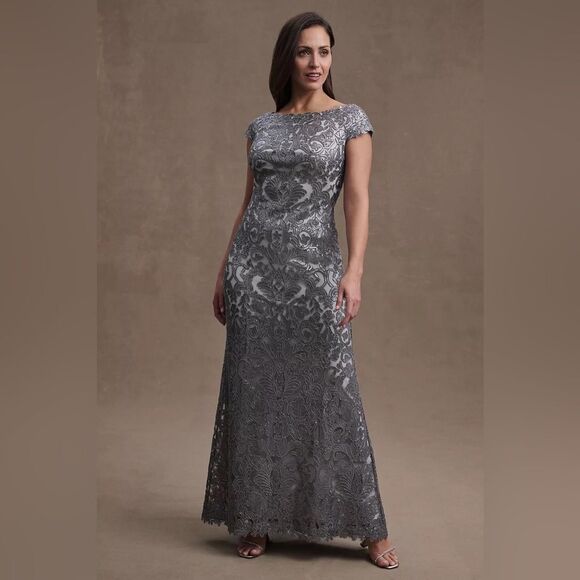 Tadashi Shoji Odette Silver Sequin Lace Boat Neck Formal Cocktail Gown Sz 6 NWT